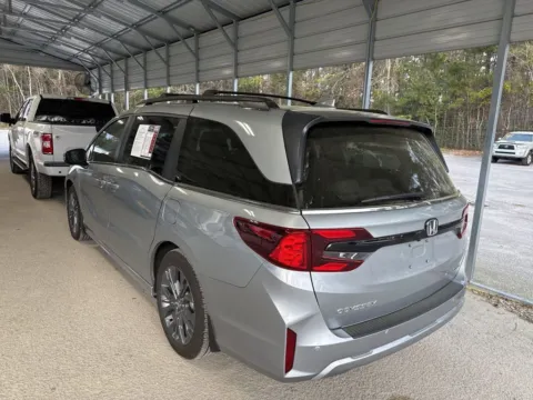 More photos of 2025 Honda Odyssey Touring at Automaxx of the Carolinas, SC