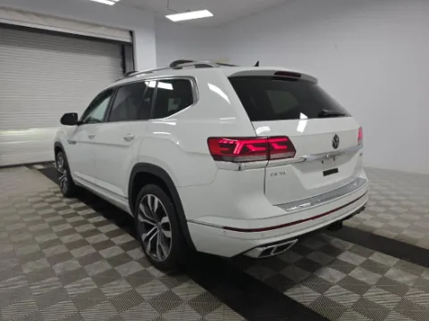 More photos of 2021 Volkswagen Atlas 3.6L V6 SEL Premium R-Line at Automaxx of the Carolinas, SC