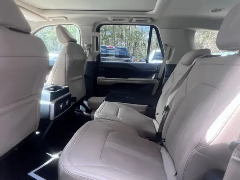 More photos of 2024 Ford Expedition Limited at Automaxx of the Carolinas, SC