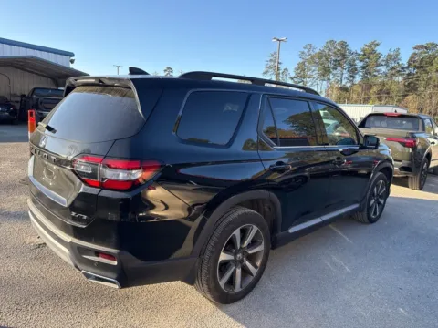 Another view of 2023 Honda Pilot Elite for sale in Summerville, SC at Automaxx of the Carolinas
