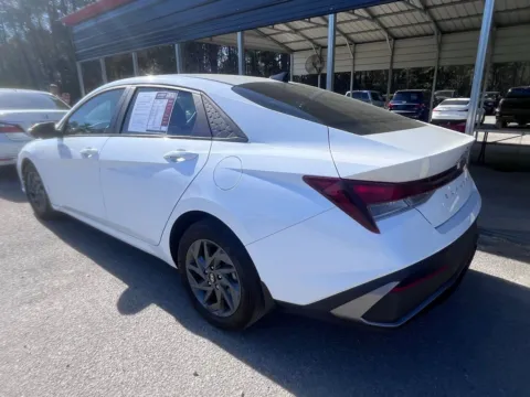 Another view of 2024 Hyundai Elantra SEL for sale in Summerville, SC at Automaxx of the Carolinas