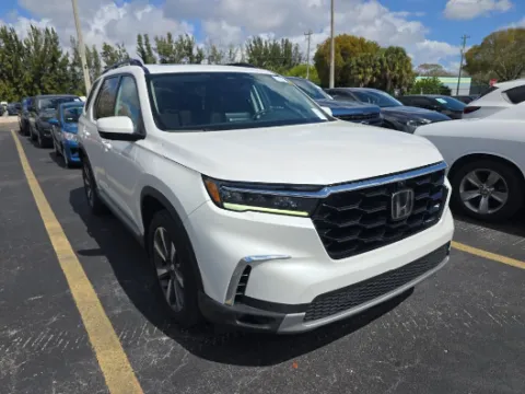 White 2023 Honda Pilot Elite for sale in Summerville, SC