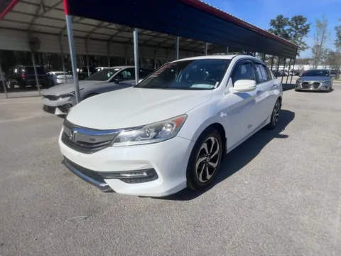 Another view of 2017 Honda Accord EX-L for sale in Summerville, SC at Automaxx of the Carolinas