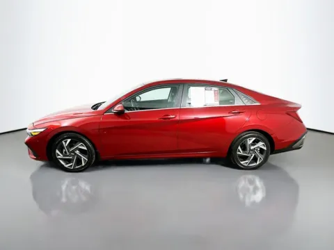 More photos of 2024 Hyundai Elantra SEL at Automaxx of the Carolinas, SC
