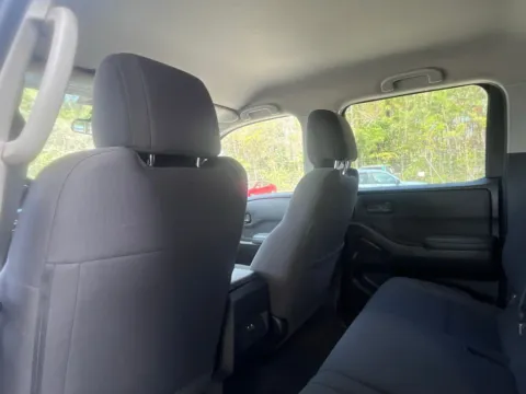 More photos of 2022 Nissan Frontier S at Automaxx of the Carolinas, SC