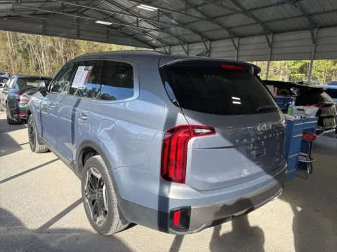 More photos of 2025 Kia Telluride S at Automaxx of the Carolinas, SC