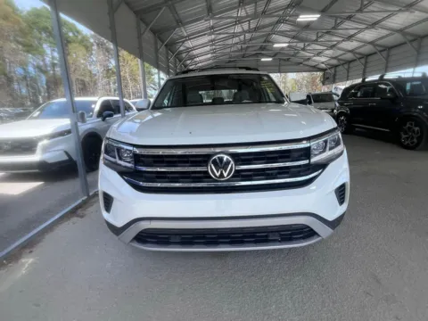 Photos of 2022 Volkswagen Atlas 3.6L V6 SE w/Technology for sale in Summerville, SC at Automaxx of the Carolinas