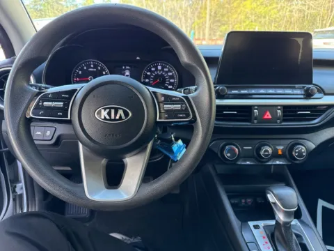 More photos of 2021 Kia Forte LXS at Automaxx of the Carolinas, SC