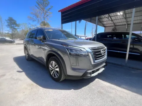 Gray 2024 Nissan Pathfinder SL for sale in Summerville, SC