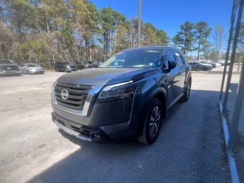 Another view of 2024 Nissan Pathfinder SL for sale in Summerville, SC at Automaxx of the Carolinas