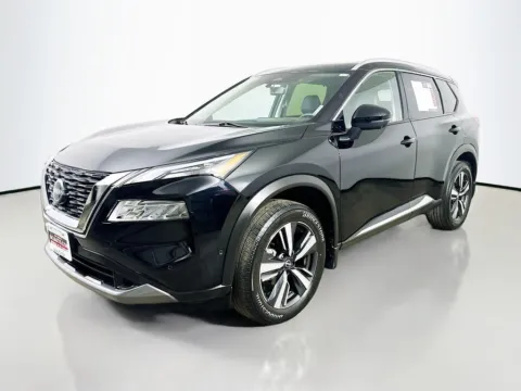 Another view of 2023 Nissan Rogue SL for sale in Summerville, SC at Automaxx of the Carolinas