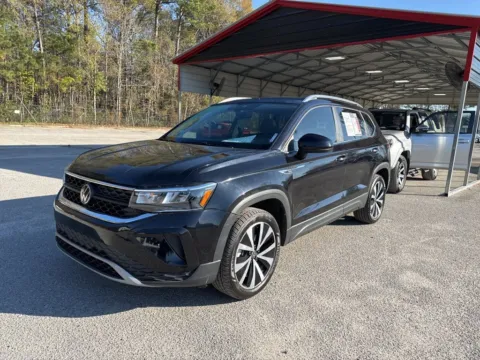 Black 2024 Volkswagen Taos 1.5T SE for sale in Summerville, SC