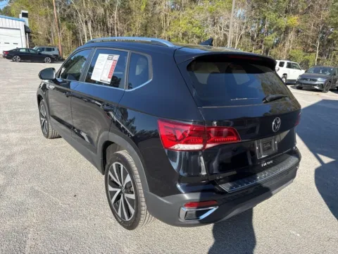 More photos of 2024 Volkswagen Taos 1.5T SE at Automaxx of the Carolinas, SC