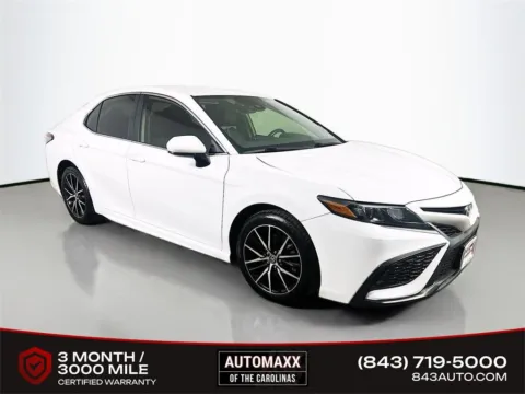 White 2021 Toyota Camry SE for sale in Summerville, SC