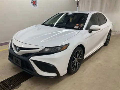 Photos of 2021 Toyota Camry SE for sale in Summerville, SC at Automaxx of the Carolinas