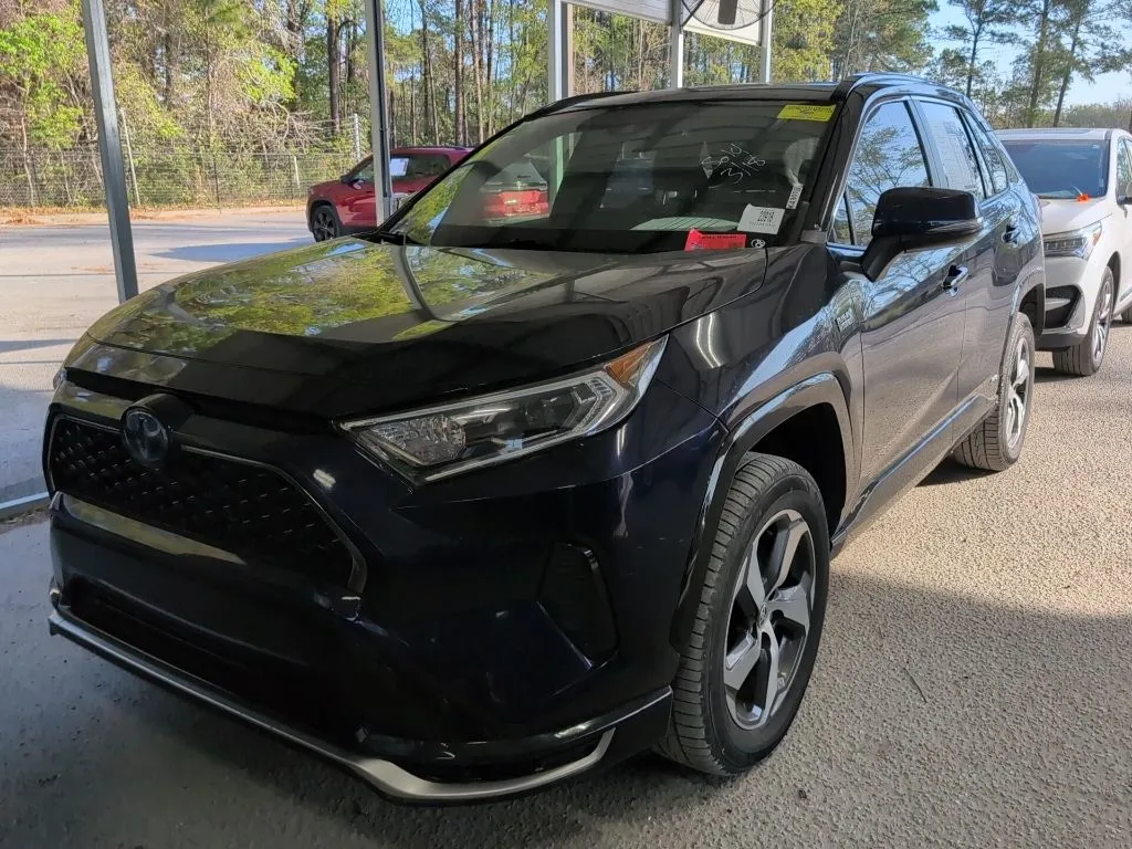 2021 Toyota RAV4 SE