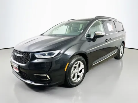 Another view of 2023 Chrysler Pacifica Limited for sale in Summerville, SC at Automaxx of the Carolinas