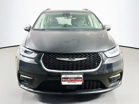 Photos of 2023 Chrysler Pacifica Limited for sale in Summerville, SC at Automaxx of the Carolinas