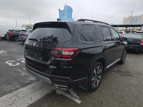 Another view of 2023 Honda Pilot Touring for sale in Summerville, SC at Automaxx of the Carolinas