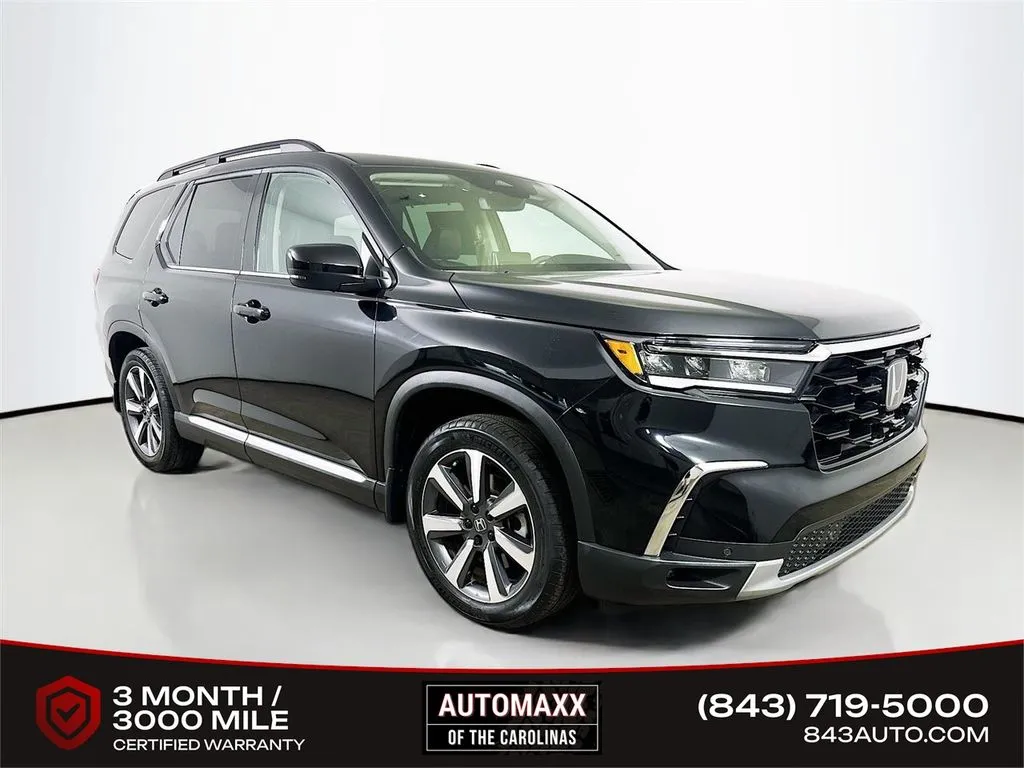 Black 2023 Honda Pilot Touring for sale in Summerville, SC