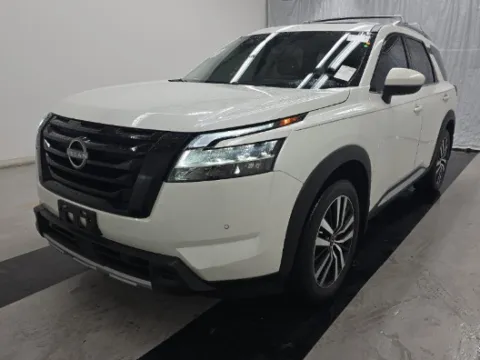 Photos of 2024 Nissan Pathfinder Platinum for sale in Summerville, SC at Automaxx of the Carolinas