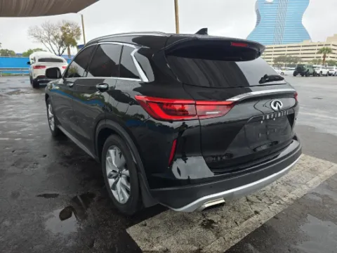 More photos of 2021 INFINITI QX50 LUXE at Automaxx of the Carolinas, SC