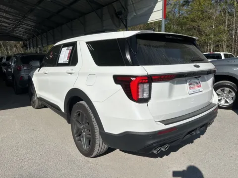 More photos of 2025 Ford Explorer ST at Automaxx of the Carolinas, SC