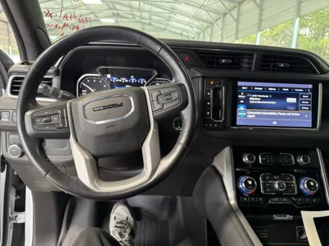 More photos of 2021 GMC Yukon XL Denali at Automaxx of the Carolinas, SC