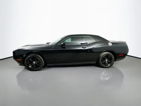 More photos of 2023 Dodge Challenger SXT at Automaxx of the Carolinas, SC