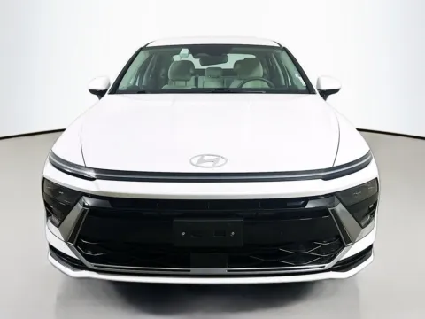 Photos of 2024 Hyundai Sonata SEL for sale in Summerville, SC at Automaxx of the Carolinas