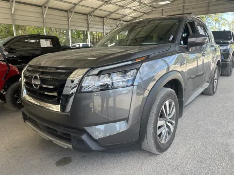 Gray 2024 Nissan Pathfinder SL for sale in Summerville, SC