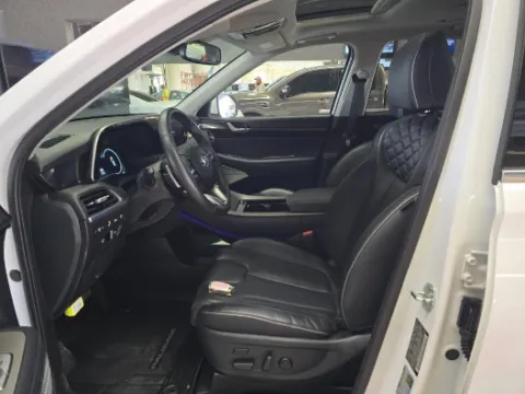 More photos of 2021 Hyundai Palisade Limited at Automaxx of the Carolinas, SC