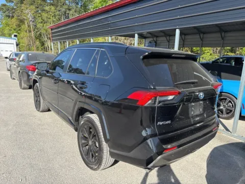 More photos of 2022 Toyota RAV4 Hybrid SE at Automaxx of the Carolinas, SC