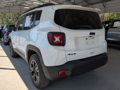 More photos of 2023 Jeep Renegade Latitude at Automaxx of the Carolinas, SC