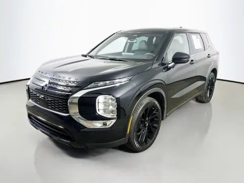 Another view of 2023 Mitsubishi Outlander SE Black Edition for sale in Summerville, SC at Automaxx of the Carolinas