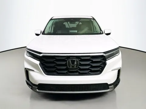 Photos of 2023 Honda Pilot EX-L for sale in Summerville, SC at Automaxx of the Carolinas