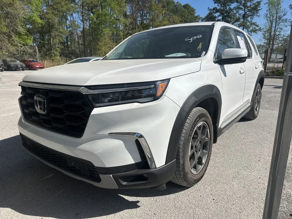 White 2023 Honda Pilot EX-L for sale in Summerville, SC