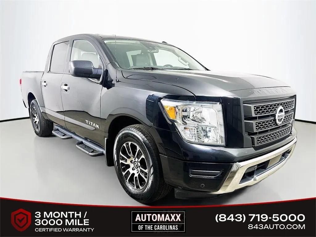 Black 2021 Nissan Titan SV for sale in Summerville, SC
