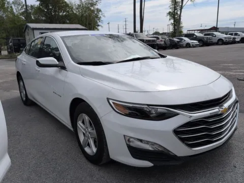 Photos of 2023 Chevrolet Malibu LT for sale in Summerville, SC at Automaxx of the Carolinas