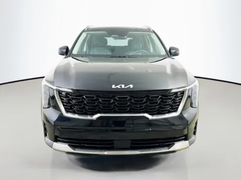 Photos of 2024 Kia Sorento EX for sale in Summerville, SC at Automaxx of the Carolinas