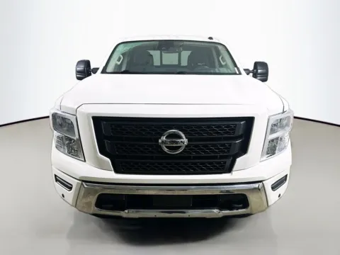 Photos of 2021 Nissan Titan SV for sale in Summerville, SC at Automaxx of the Carolinas