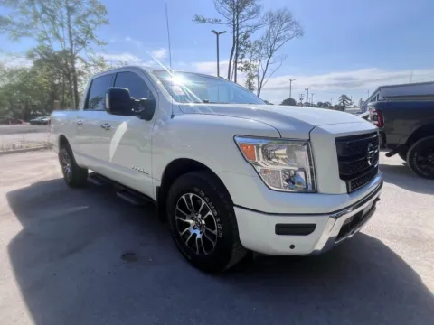 White 2021 Nissan Titan SV for sale in Summerville, SC
