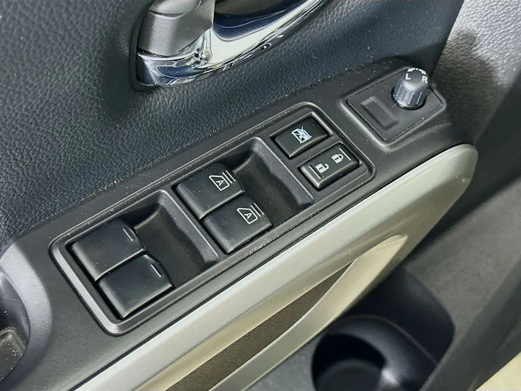 2021 Nissan Titan SV - Photo 20