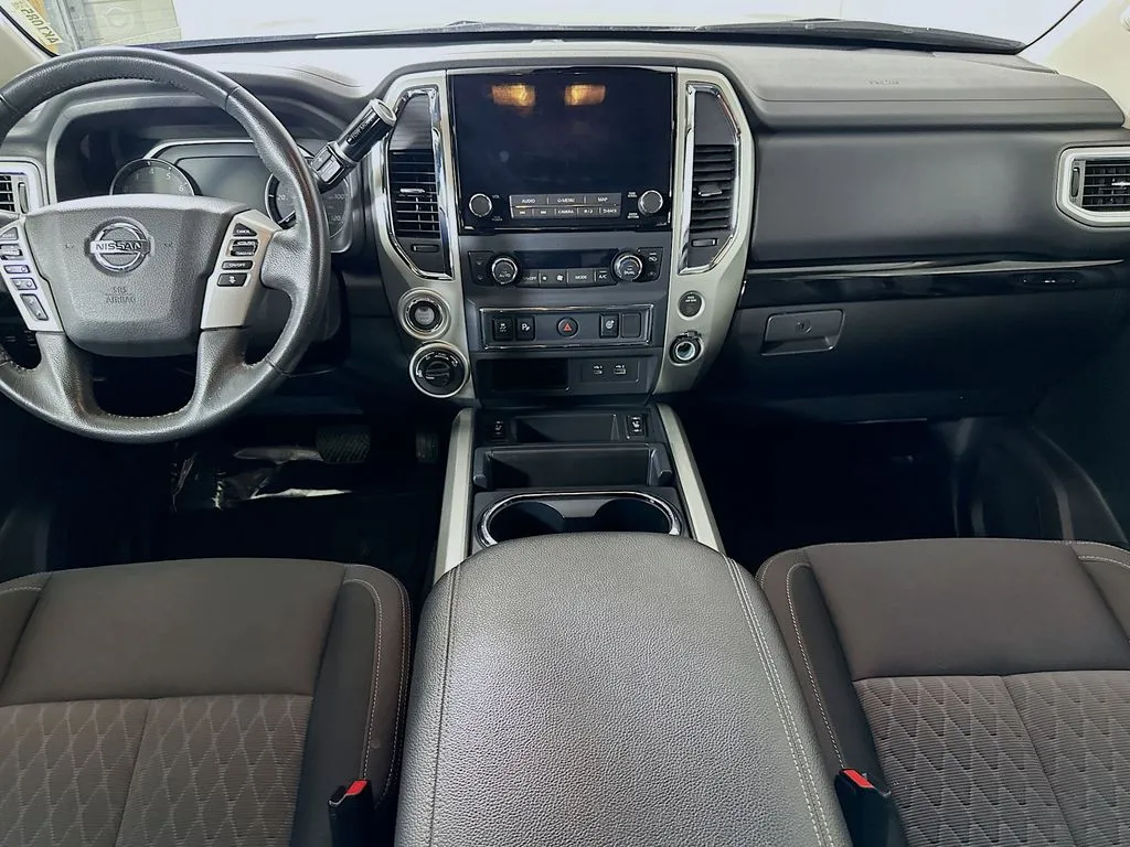 2021 Nissan Titan SV - Photo 18