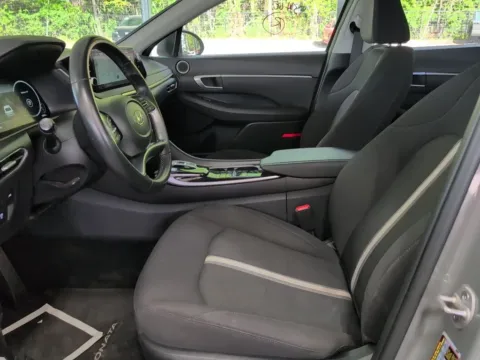 More photos of 2023 Hyundai Sonata SEL at Automaxx of the Carolinas, SC