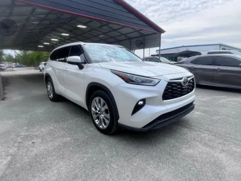 White 2021 Toyota Highlander Limited for sale in Summerville, SC