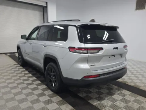More photos of 2024 Jeep Grand Cherokee L Altitude at Automaxx of the Carolinas, SC