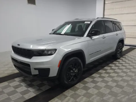 Photos of 2024 Jeep Grand Cherokee L Altitude for sale in Summerville, SC at Automaxx of the Carolinas