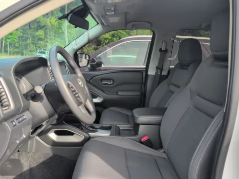 More photos of 2023 Nissan Frontier SV at Automaxx of the Carolinas, SC