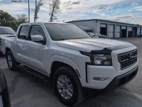 Photos of 2023 Nissan Frontier SV for sale in Summerville, SC at Automaxx of the Carolinas